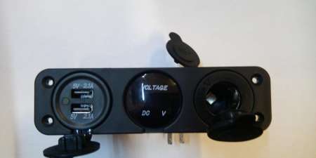Зарядное гнездо USB+Прикуриватель+Вольтметр фото