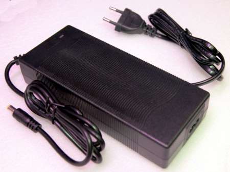 Зарядное устройство для литий-ионного АКБ, 14,4 Вольт, 5 Ампера, 4s, 16,8 В